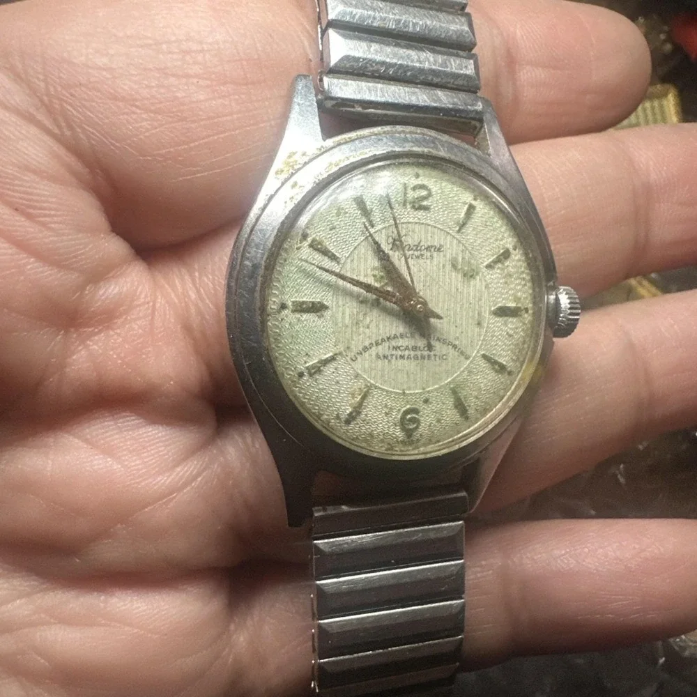 Vintage Vendome 17 Jewels Manual Wind Mens Watch 34MM Swiss Made Runs But Stops - Picture 3 of 10